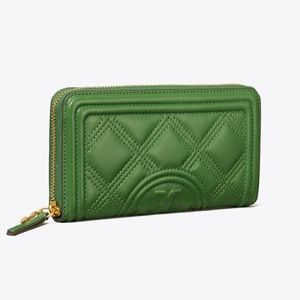 Tory Burch Quilted Large Wallet